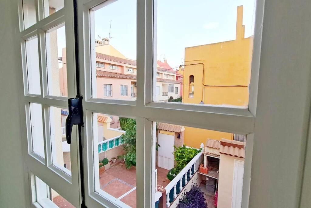 Mar Azul Adosado, Patio Y Solarium Apartman Torrevieja Kültér fotó